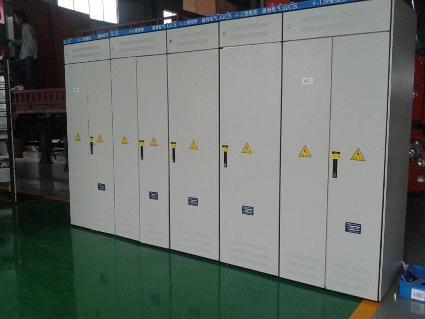 機(jī)房配電柜、配電箱在安裝時應(yīng)該注意哪些問題？